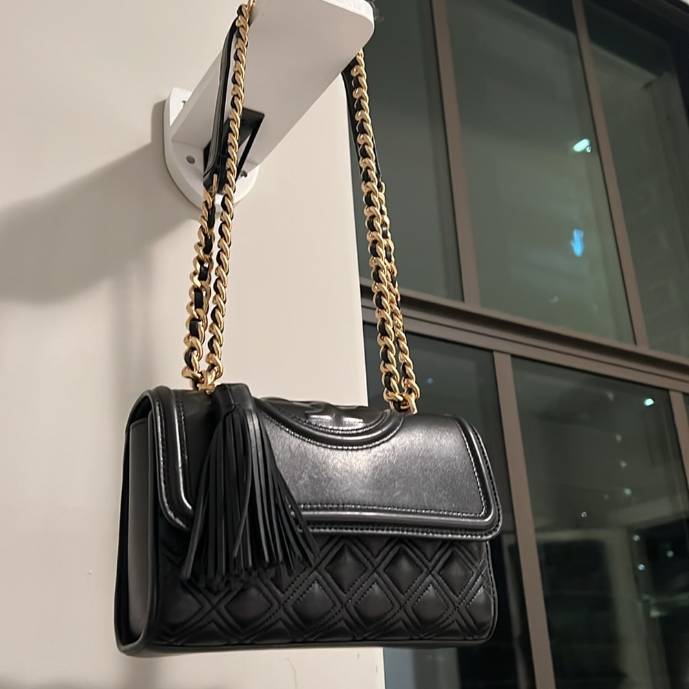 Tory Burch Small Fleming Convertible Shoulder Bag - Picture 2 of 6